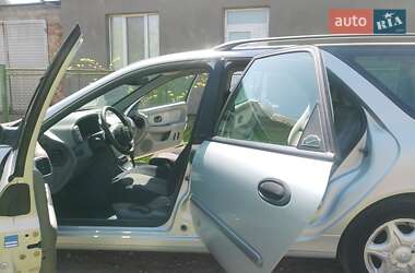 Универсал Renault Laguna 2000 в 