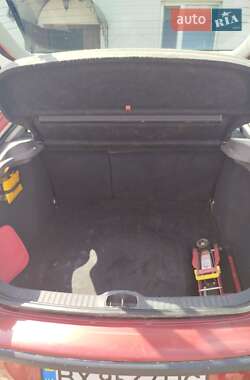 Лифтбек Renault Laguna 2002 в 