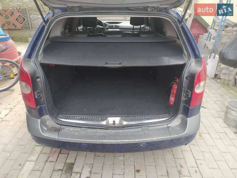 Универсал Renault Laguna 2001 в Пустомытах