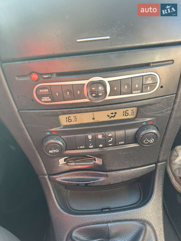 Ліфтбек Renault Laguna 2006 в Львові