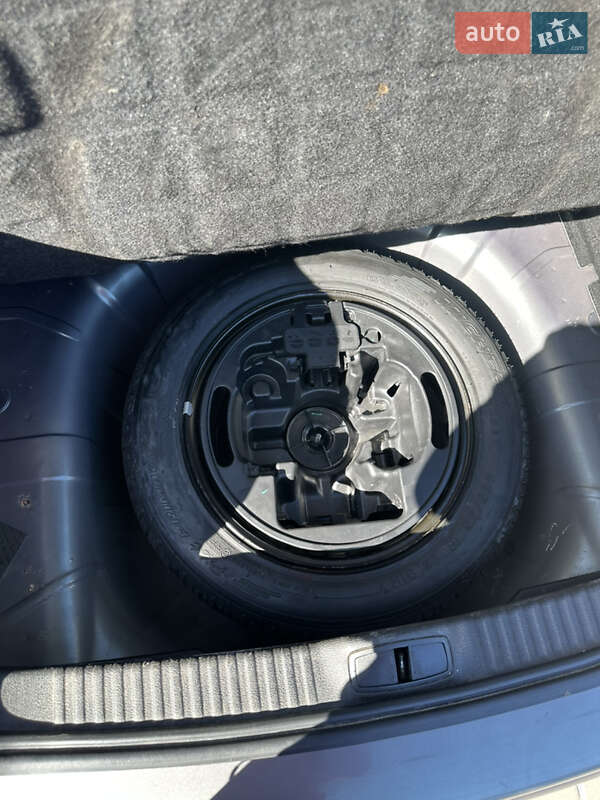 Ліфтбек Renault Laguna 2006 в Львові