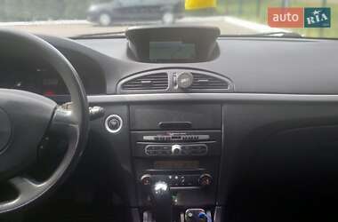 Ліфтбек Renault Laguna 2005 в 