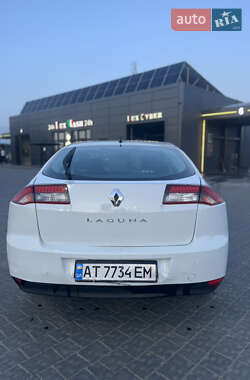 Купе Renault Laguna 2012 в 