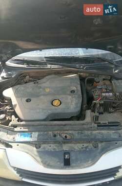 Ліфтбек Renault Laguna 2002 в 
