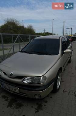 Лифтбек Renault Laguna 2000 в Красилове