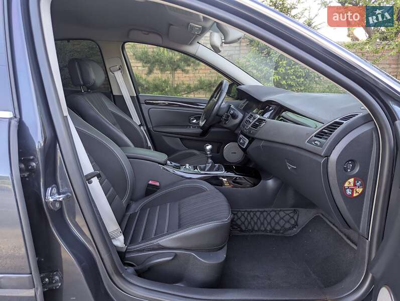 Ліфтбек Renault Laguna 2013 в Хмельницькому