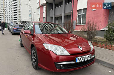 Ліфтбек Renault Laguna 2008 в 