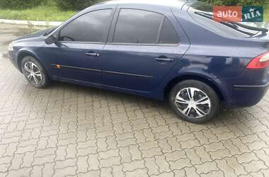 Лифтбек Renault Laguna 2003 в 