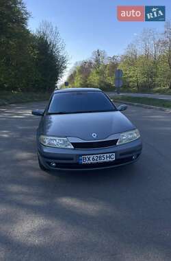 Лифтбек Renault Laguna 2003 в 