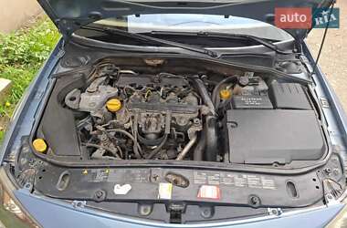 Лифтбек Renault Laguna 2005 в 