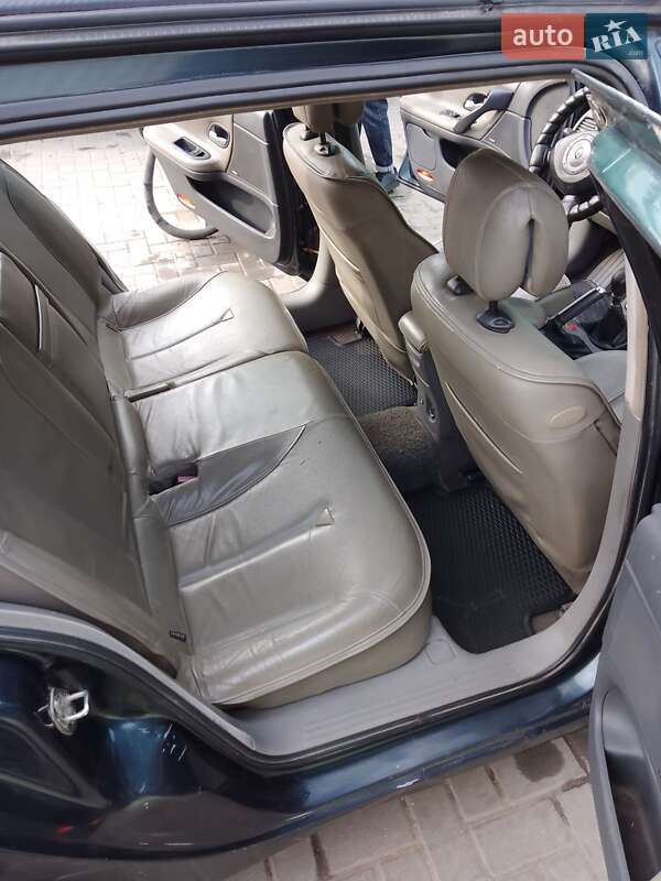 Універсал Renault Laguna 2001 в Миколаєві