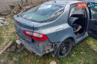 Ліфтбек Renault Laguna 2005 в 