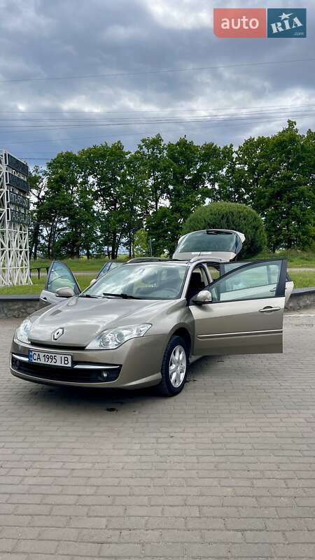 Универсал Renault Laguna 2009 в Смеле