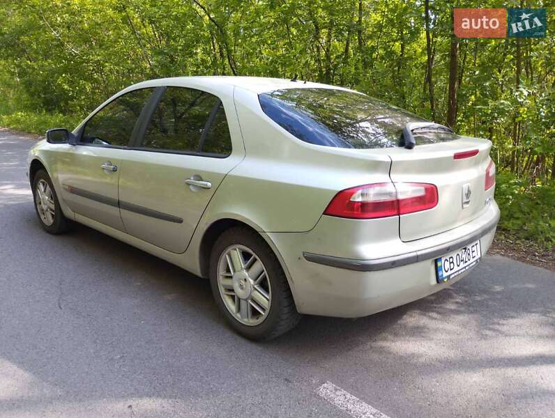 Лифтбек Renault Laguna 2002 в 