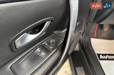 Купе Renault Laguna 2010 в 