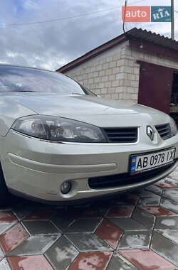 Ліфтбек Renault Laguna 2006 в 