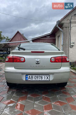 Ліфтбек Renault Laguna 2006 в 