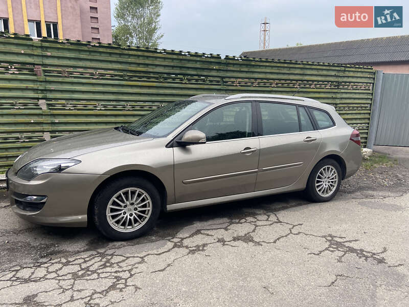 Универсал Renault Laguna 2012 в 