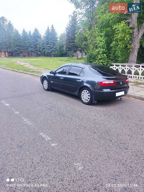 Лифтбек Renault Laguna 2003 в Гайвороне