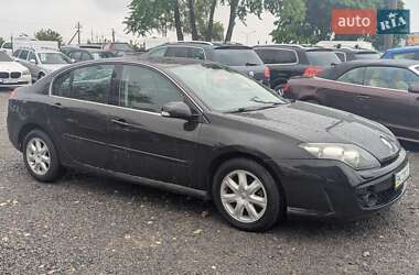 Лифтбек Renault Laguna 2010 в 
