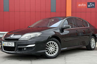 Ліфтбек Renault Laguna 2011 в 