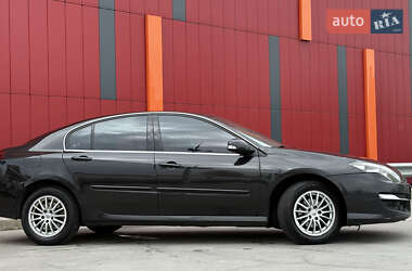 Ліфтбек Renault Laguna 2011 в 