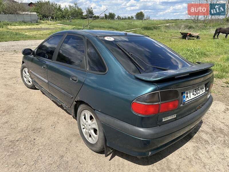 Лифтбек Renault Laguna 1996 в Боярке