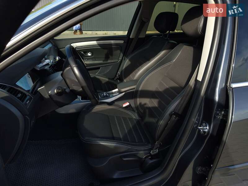 Универсал Renault Laguna 2012 в Ивано-Франковске