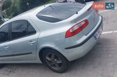 Лифтбек Renault Laguna 2003 в 
