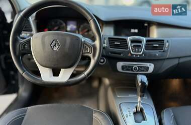 Лифтбек Renault Laguna 2015 в 