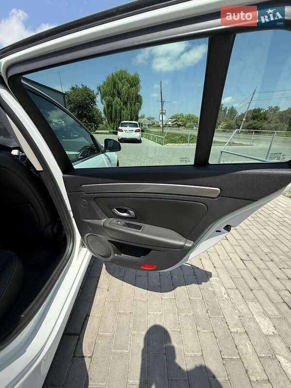 Універсал Renault Laguna 2010 в Новоселиці