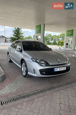 Лифтбек Renault Laguna 2010 в 