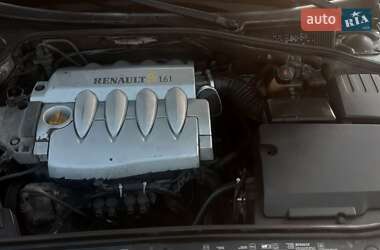 Лифтбек Renault Laguna 2005 в 