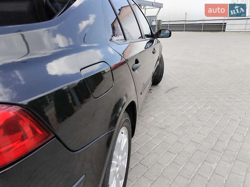 Ліфтбек Renault Laguna 2007 в Святопетрівське