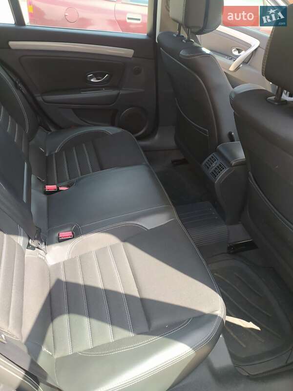 Универсал Renault Laguna 2014 в Коломые фото 11 Универсал Renault Laguna 2014 в Коломые