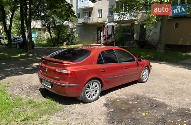 Лифтбек Renault Laguna 2001 в 