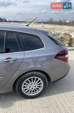 Универсал Renault Laguna 2011 в 