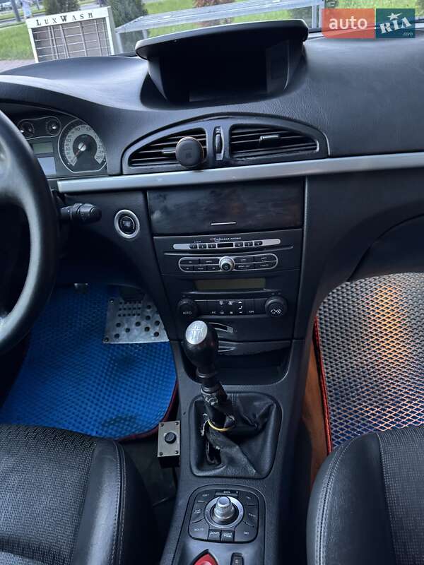 Лифтбек Renault Laguna 2006 в Львове