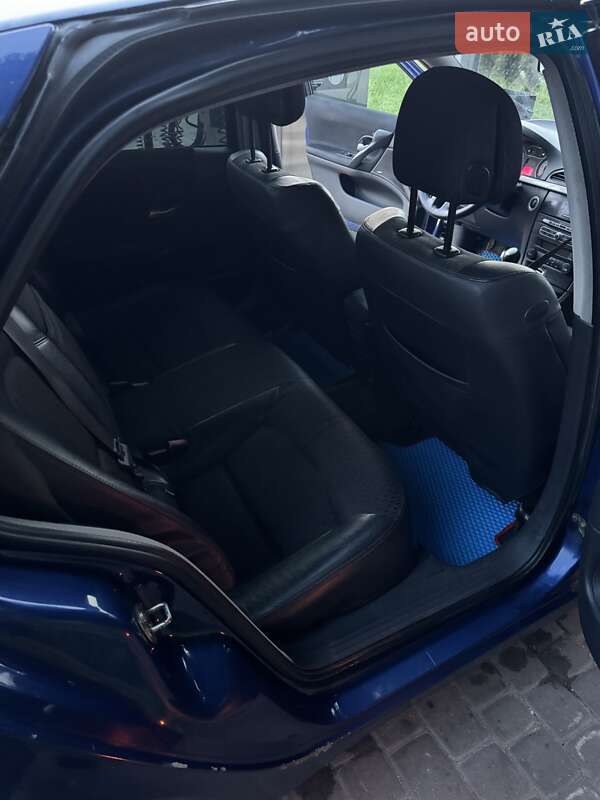 Лифтбек Renault Laguna 2006 в Львове