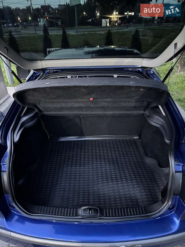 Лифтбек Renault Laguna 2006 в Львове