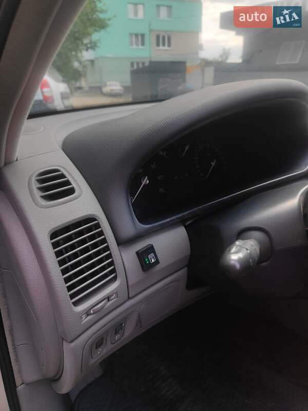 Ліфтбек Renault Laguna 2003 в Красилові