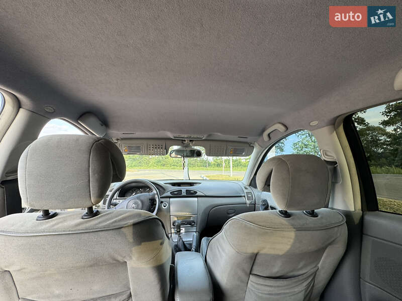 Лифтбек Renault Laguna 2001 в Снятине