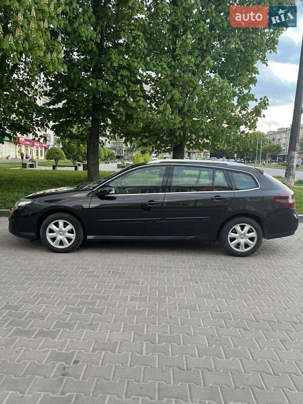 Универсал Renault Laguna 2010 в Звягеле