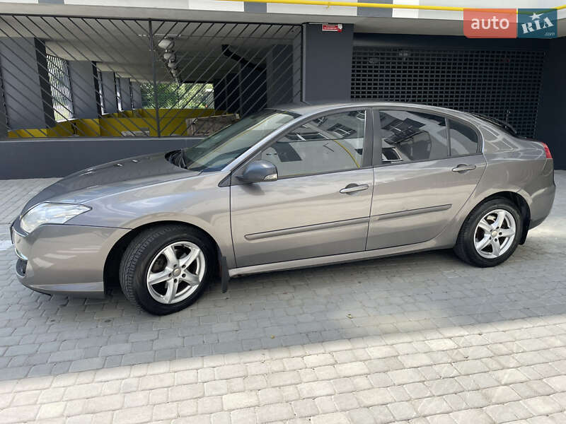 Ліфтбек Renault Laguna 2008 в Шептицькому