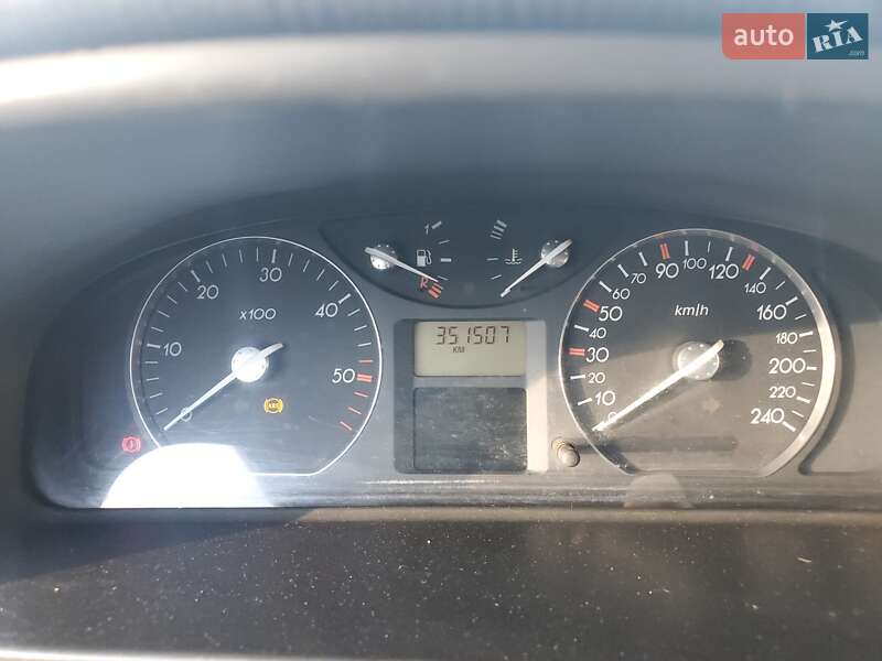 Универсал Renault Laguna 2002 в Черновцах