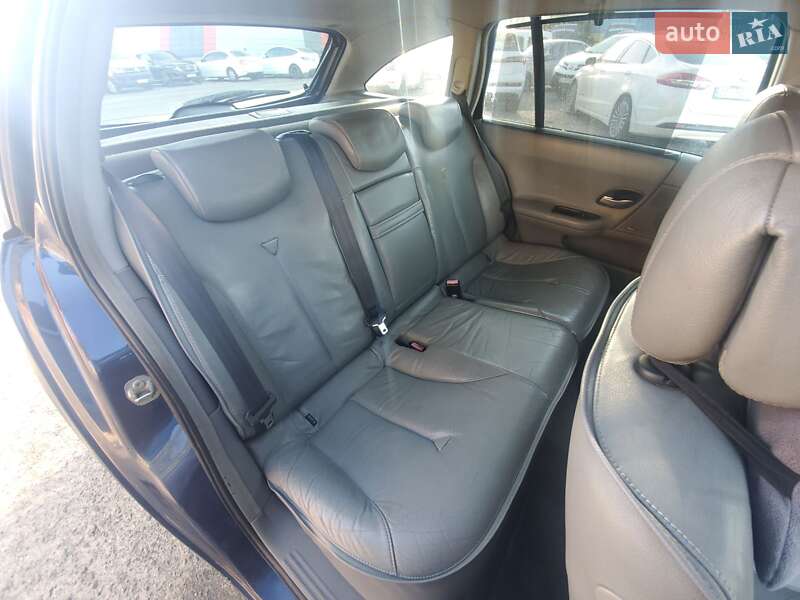 Универсал Renault Laguna 2002 в Черновцах