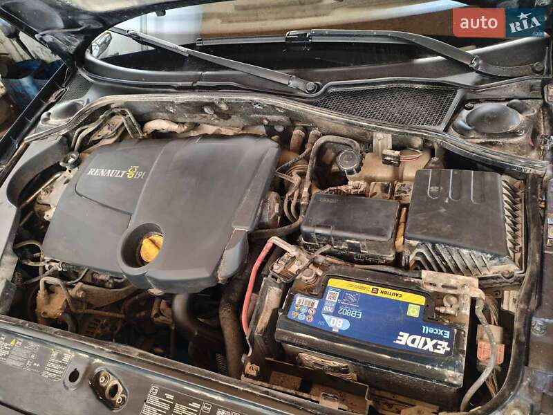 Лифтбек Renault Laguna 2006 в Гусятине