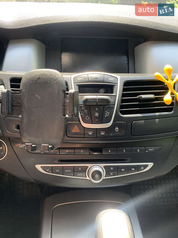 Универсал Renault Laguna 2008 в Здолбунове