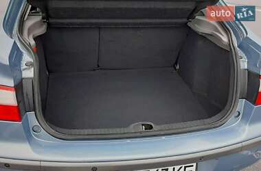 Лифтбек Renault Laguna 2004 в 