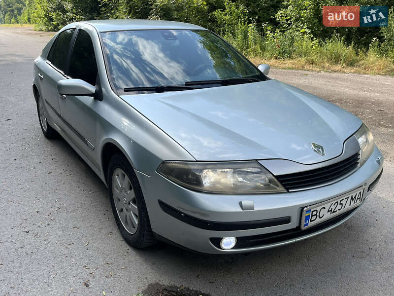 Лифтбек Renault Laguna 2002 в Тернополе